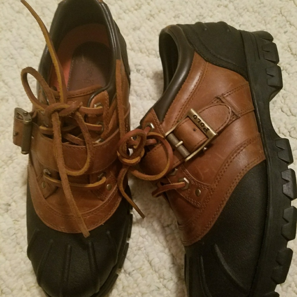 Men Shoes - Picture 3 of 3